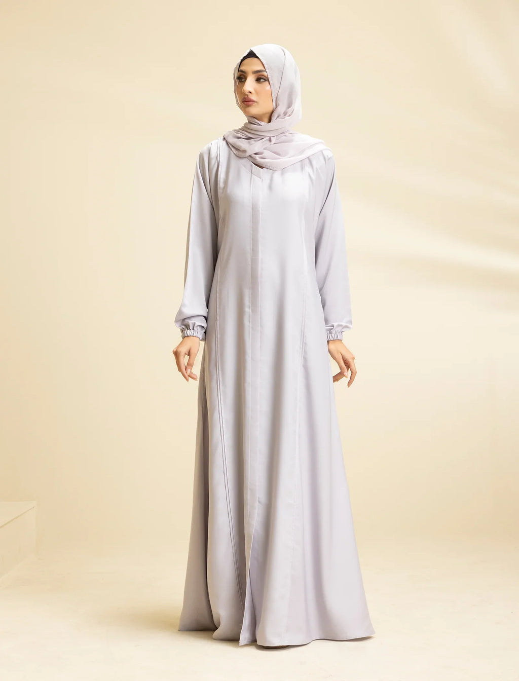Elegant Minimalist Abaya