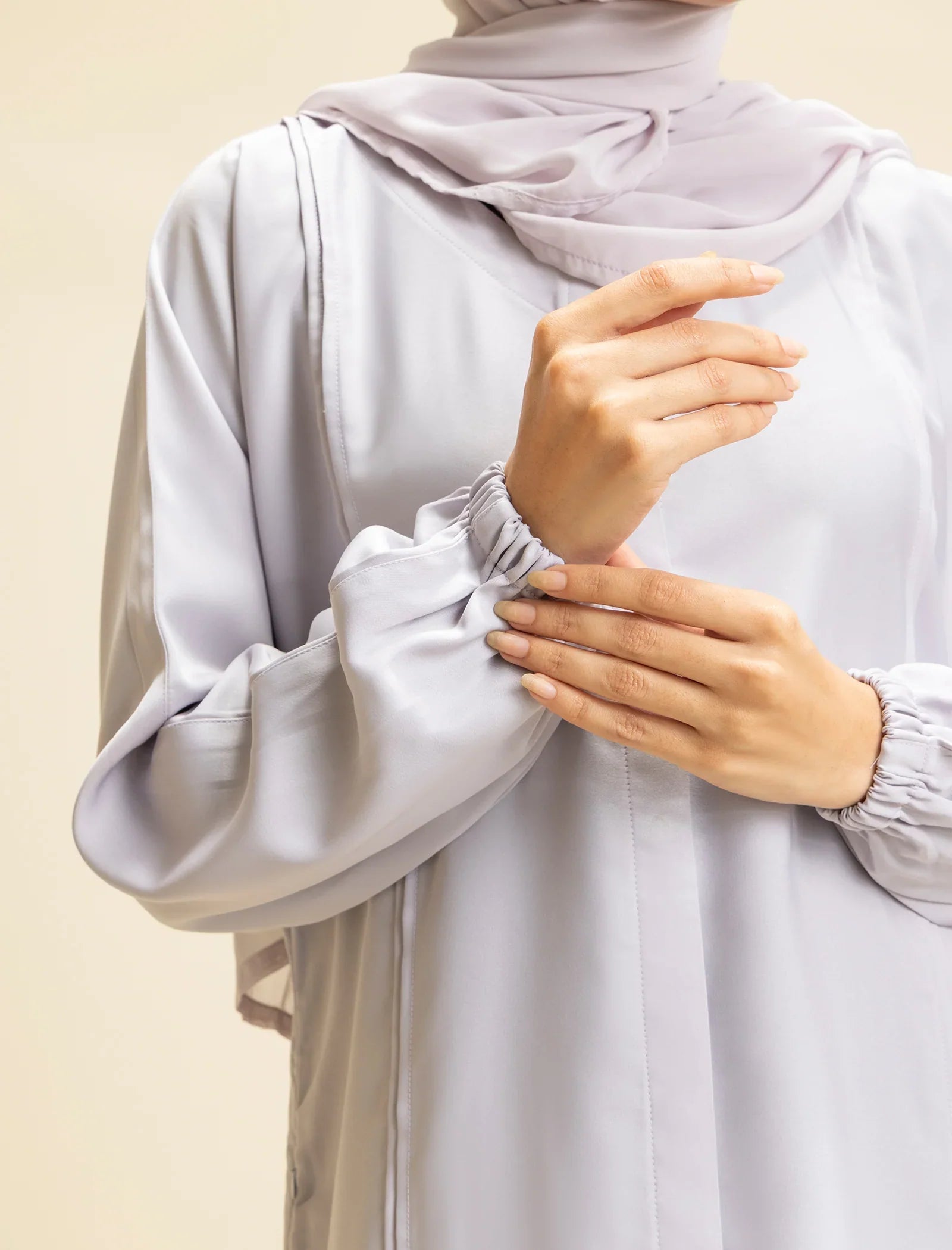 Elegant Minimalist Abaya