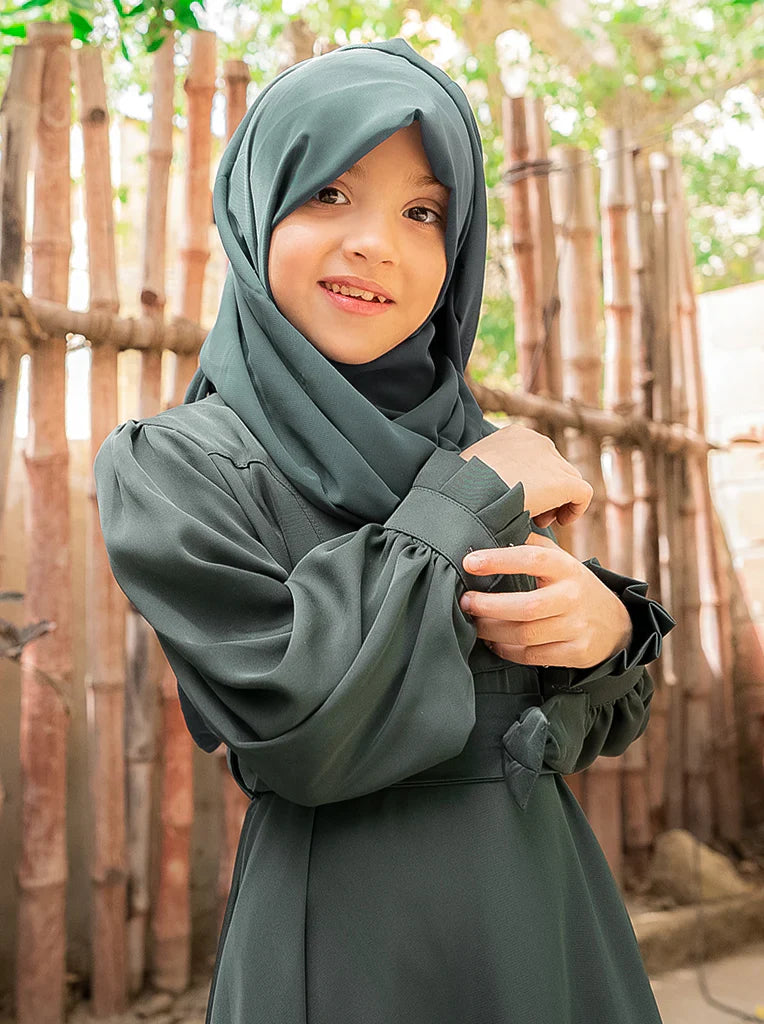 Elegant Modest Black Abaya