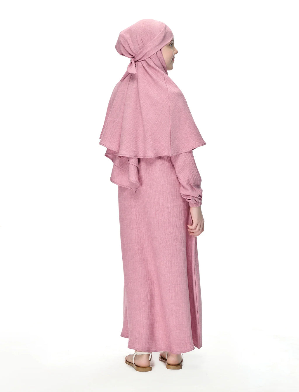 Elegant Soft Pink Abaya with Maxi Style